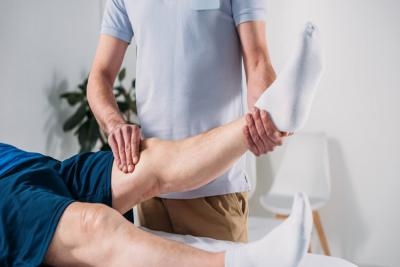 Pregled lakara specijaliste fizijatra i 3 tretmana fizikalne terapije